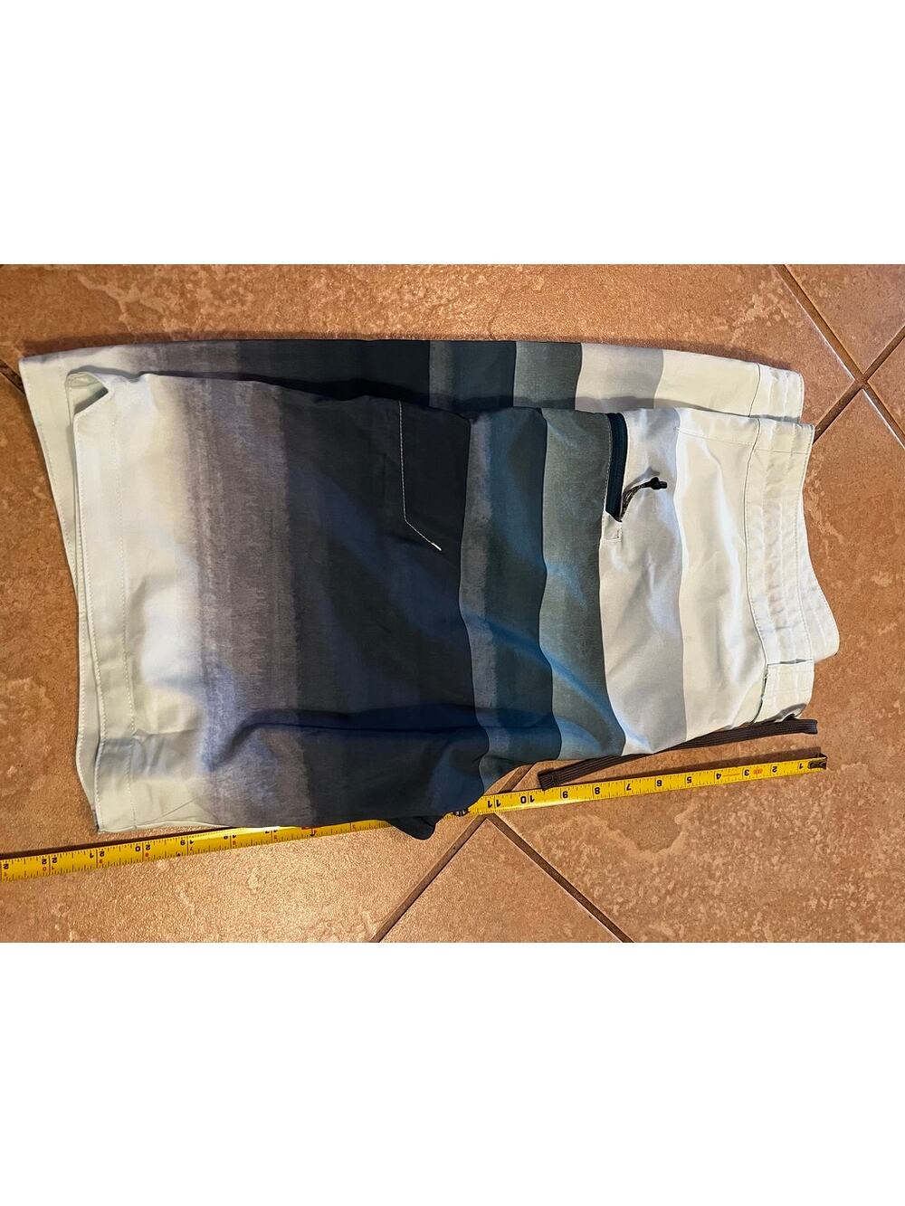 Prana Board shorts (size 34)